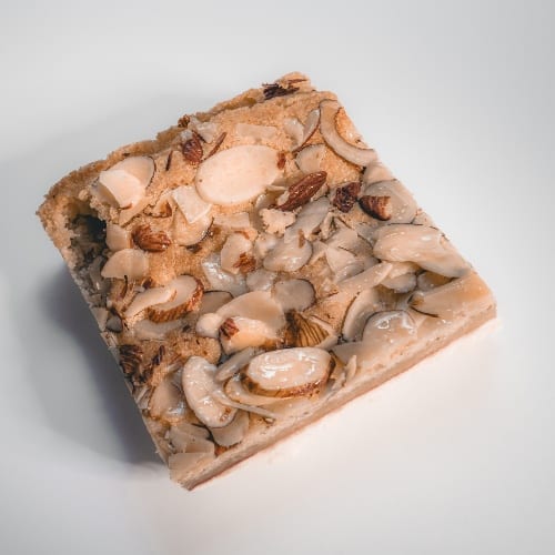 Almond Raspberry Shortbread Bar.