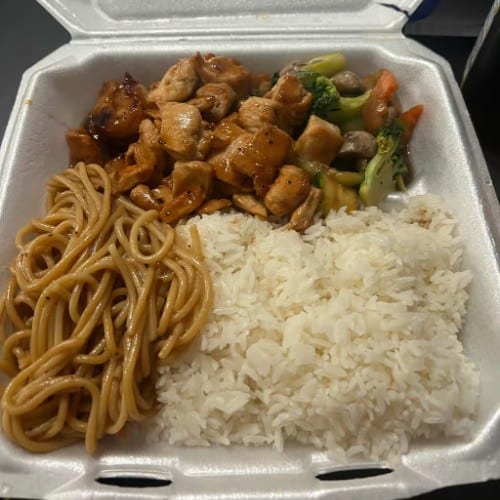 DT16. Chicken & Shrimp.