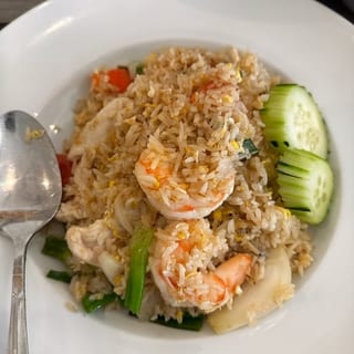 LUNCH SPECIAL - PLOY’S FRIED RICE