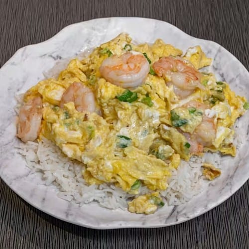 Shrimp & Egg Over Rice 滑蛋蝦仁飯.