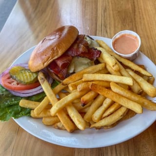 Vandal Pepper Burger