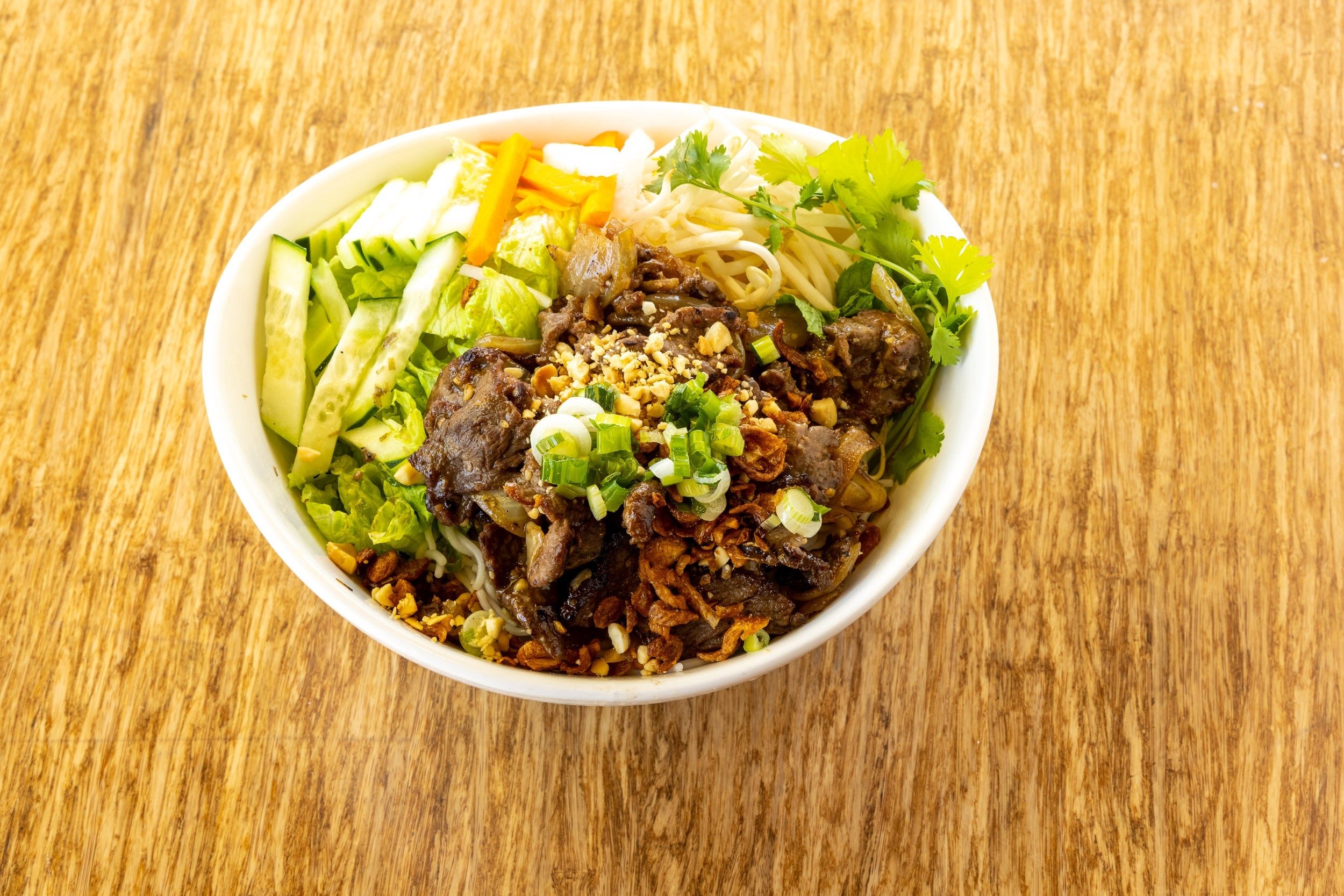 Ginger Beef Stir Fry Bowl (Bun Bo Xao Gung).