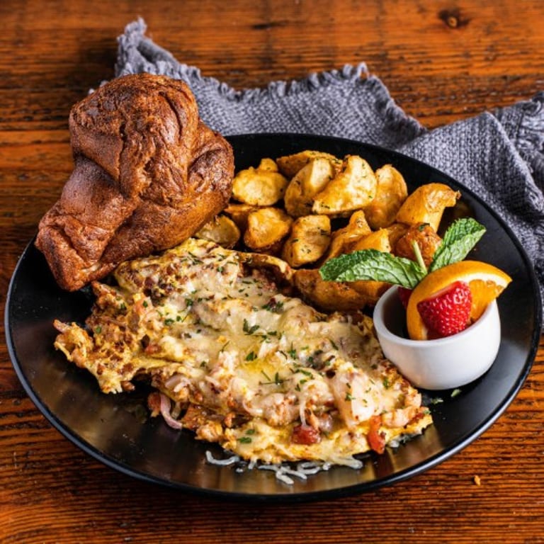 Craving Crispy Fried Chicken? Try Our Korean Fusion!