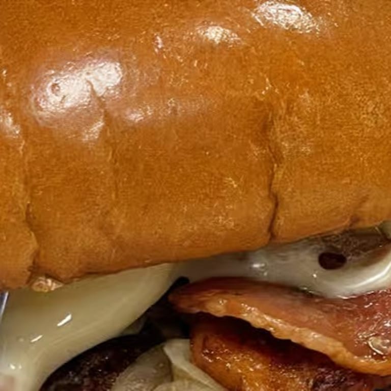 Delicious Chicken Burgers: A Crowd Favorite