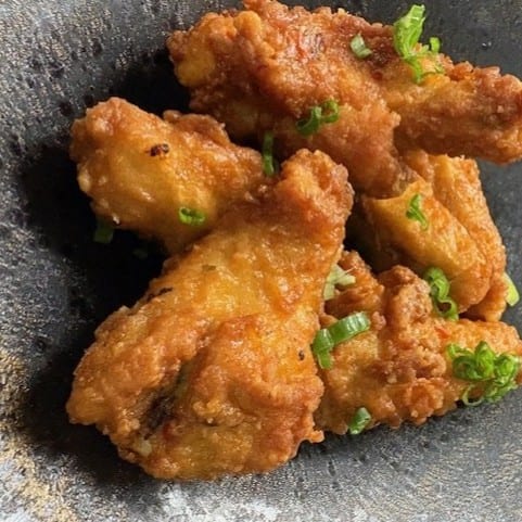 Wings Yuzu Shark 6pc With Fries.