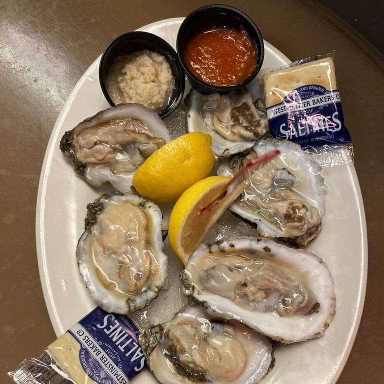 Fresh Local Oysters @ Riverside!