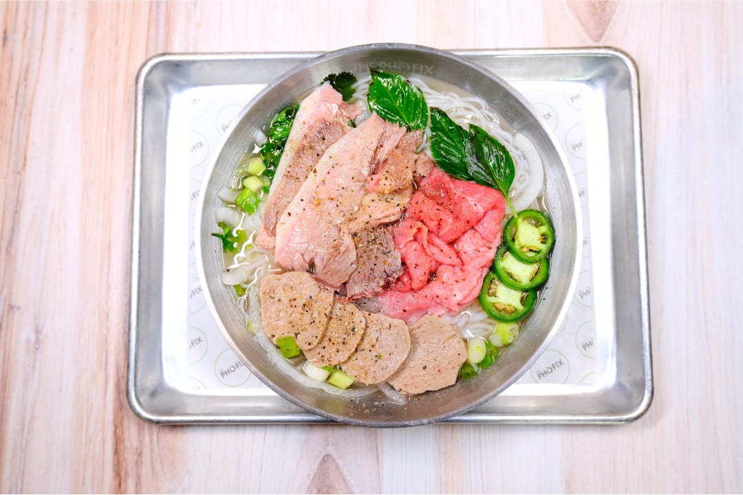 1. Pho Dac Biet (Combination).