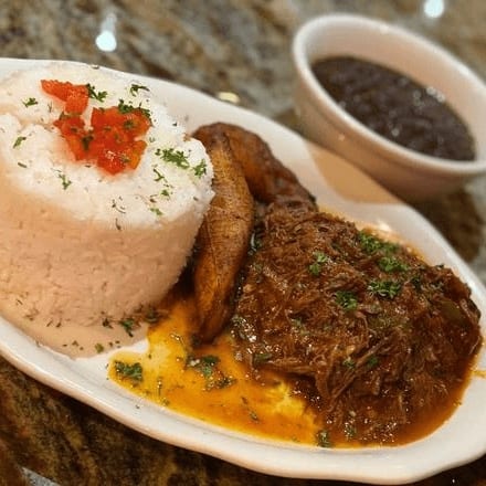 Ropa Vieja (Shredded Beef Stew).
