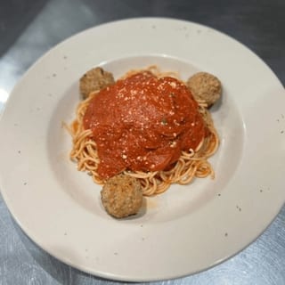 1/2 tray spaghetti