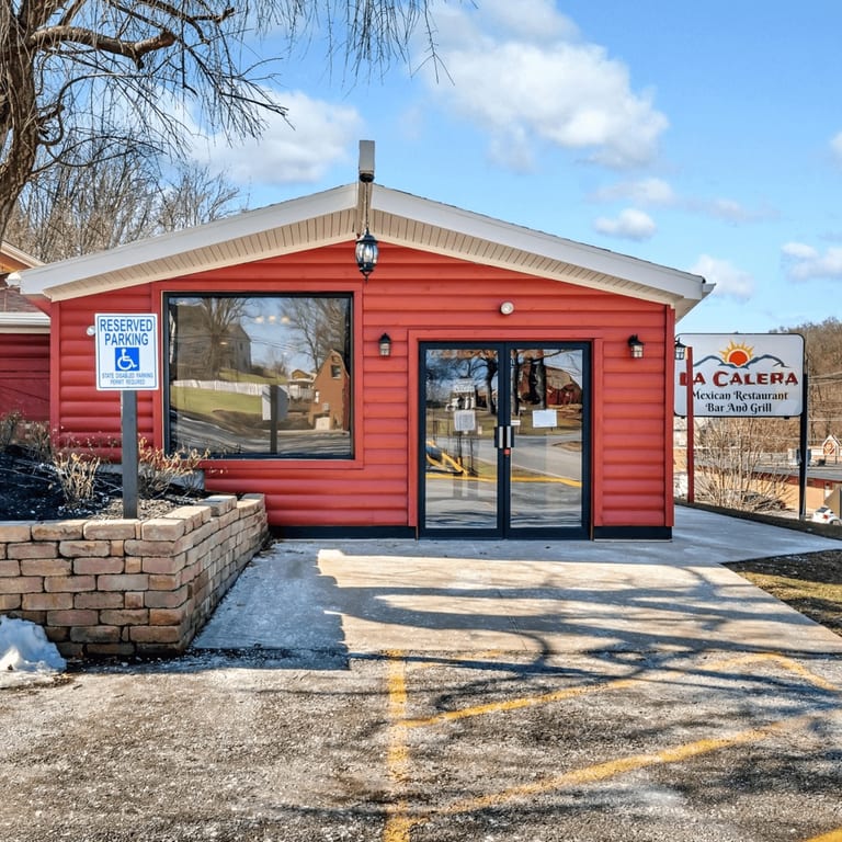 Welcome to La Calera Mexican Bar & Grill