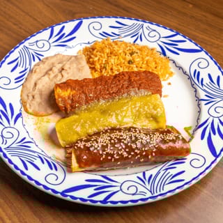 Enchiladas De La Abuela