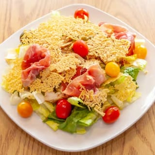 Chicken Prosciutto Salad
