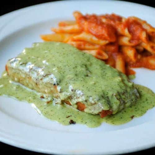 Salmone In Crosta Con Pesto.
