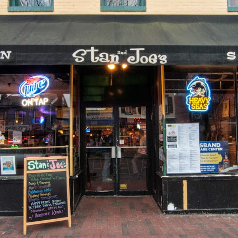 Welcome To Annapolis / West Street