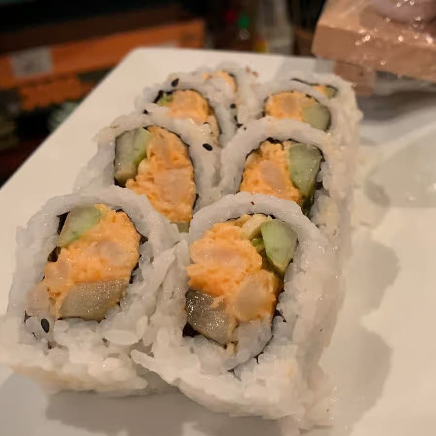 Spicy Scallop Roll.