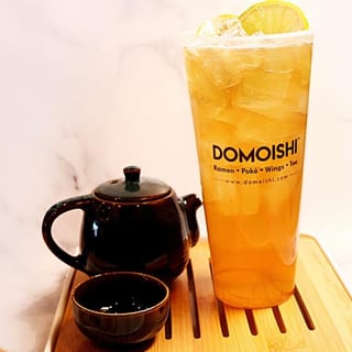 Peach oolong tea
