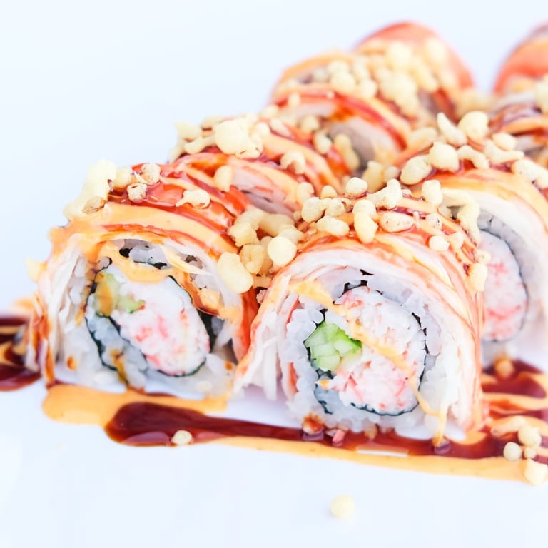 Spicy Crab Roll: A Sushi Sensation