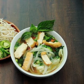 B4.Vegetarian Pho