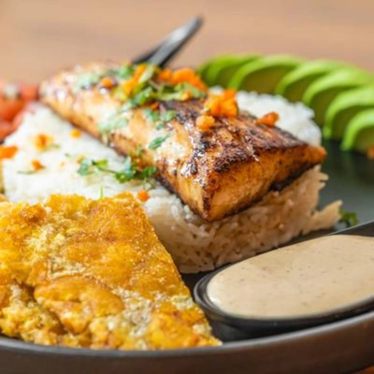 Tropical Mahi Mahi: A Flavorful Island Escape