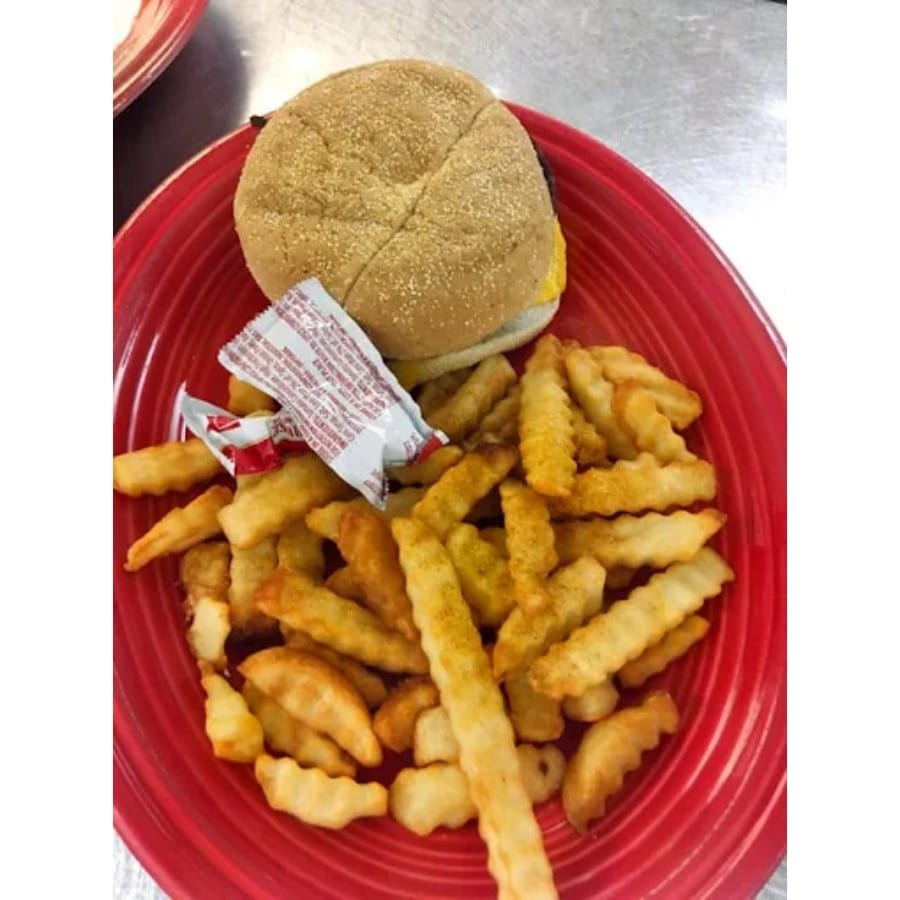 K7. Cheeseburger & Fries.