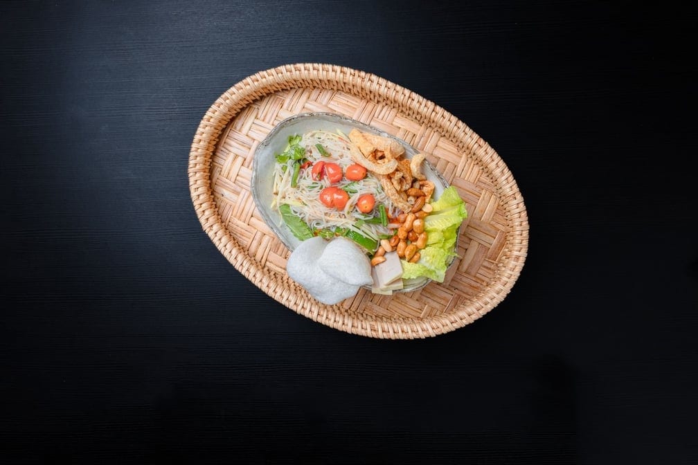 Tum Khao Bun  (Vermicili Noodle Salad) ຕໍ່າເຂົ້າປຸນ.
