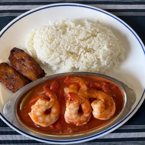 Camarones Enchilados.