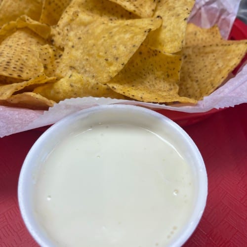 Chips & Queso Blanco.