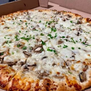 16" Mushroom Pizza
