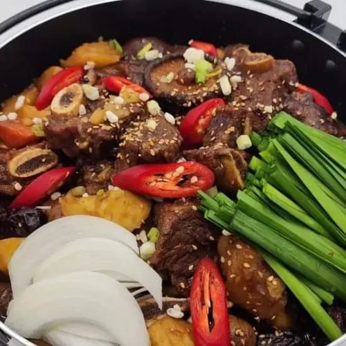 Galbi Jjim 갈비찜.