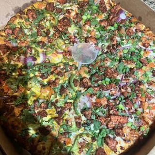BBQ Tandoori Chicken Pizza