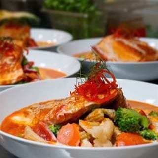Choo Chee Pla Salmon