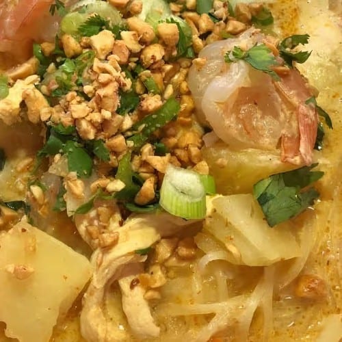 46. Noodle Express Yellow Curry.