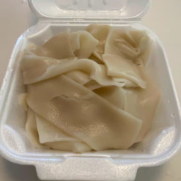 Steamed Wide Noodle.