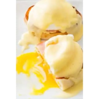 Classic Eggs Benedict