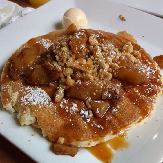 Apple Caramel Crumb Pancakes.