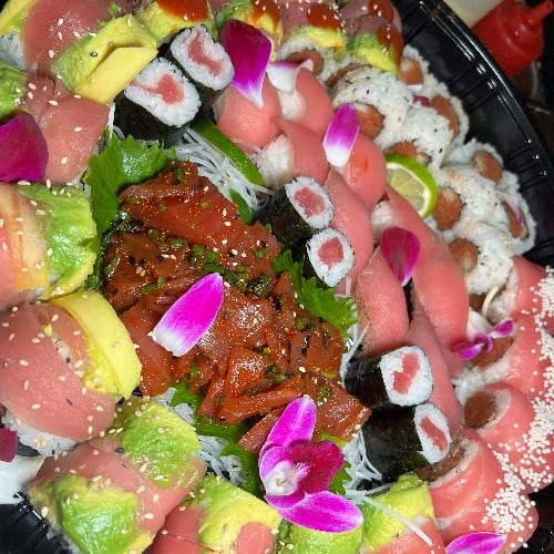 SUSHI PLATTERS TUNA LOVERS 55PCS.