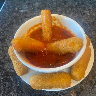 Sampler Special (Mozzarella Cheese Sticks, Corn Nuggets, Buffalo Wings, Chicken Tenders)