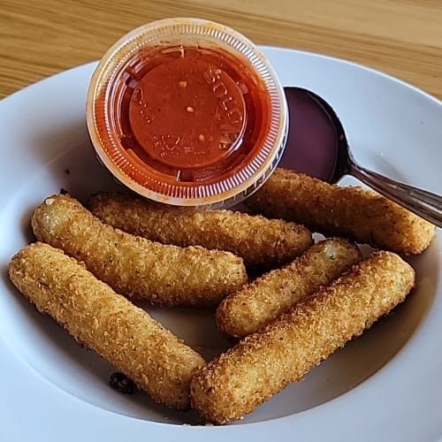 Mozzarella Sticks (8).