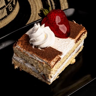 Tres Leches Con Frutas