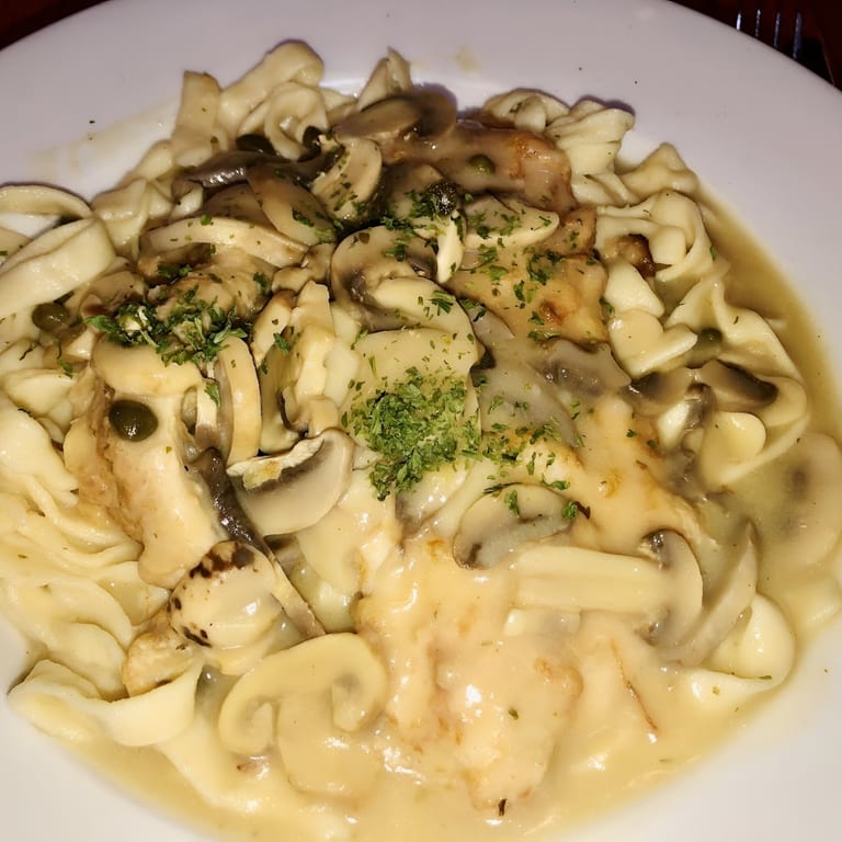 Traditional Italian Dishes, Freshly Prepared 🍝🍕