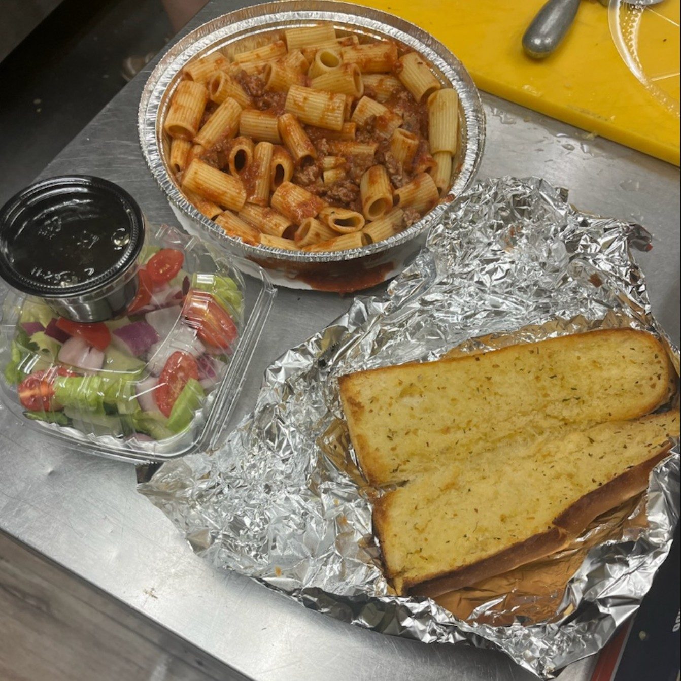 Tuesday Special : 4 Tacos + Salad + 20oz Soda.