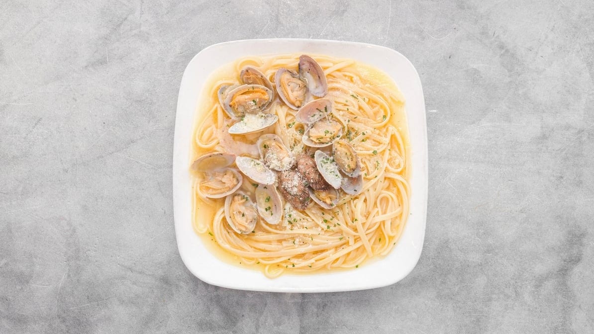 Linguini & Clams Scampi Pasta.