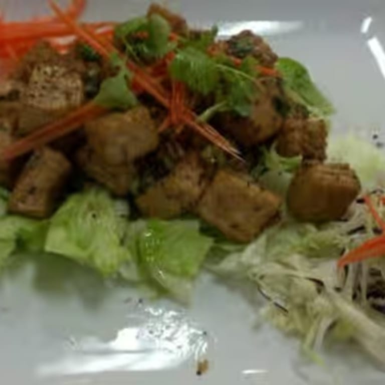 Delicious Thai Soup and Noodle Bowls