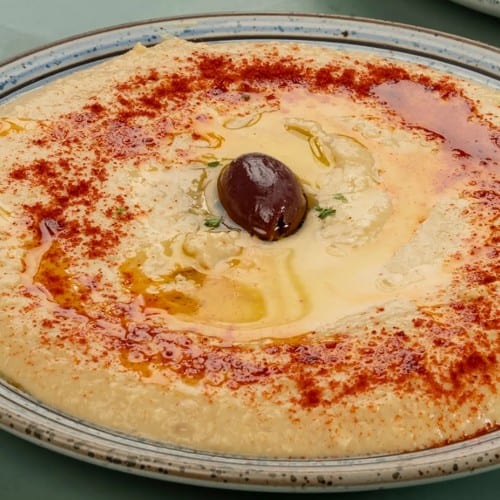 Hummus (3oz).