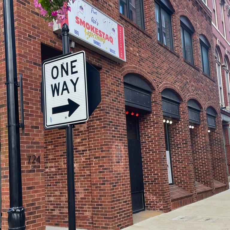 Welcome to Five Ace’s Smokestaq Lightning