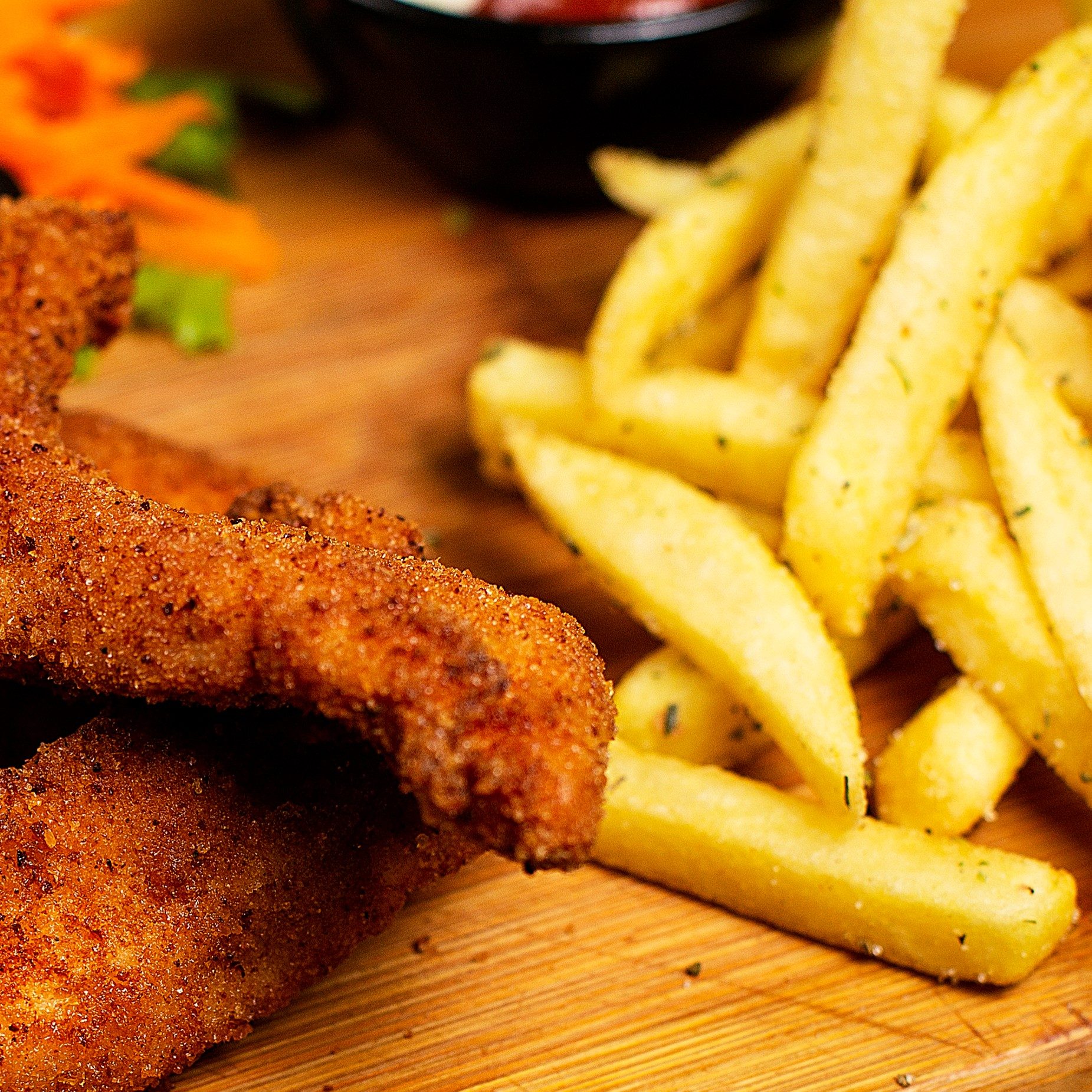 4 Piece Fried Chicken with Fries.