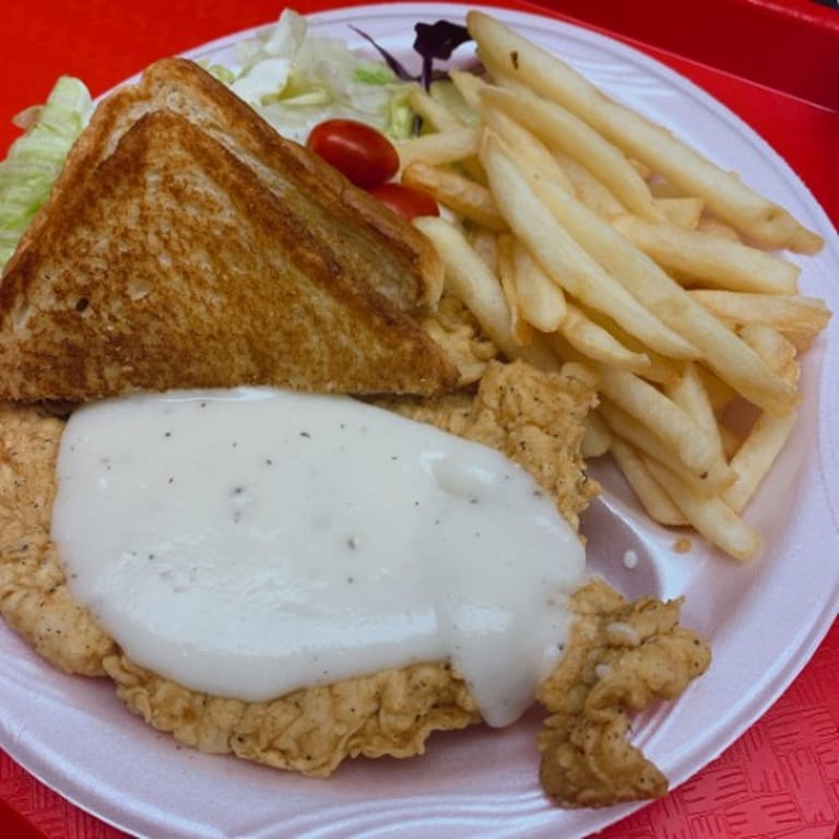 Delicious Sandwiches: Southern and American Classics