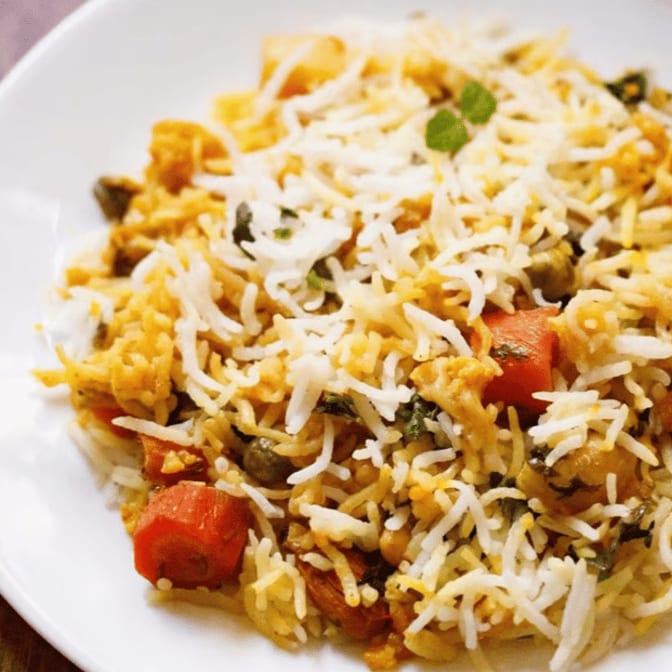 Hyderabadi Veg Dum Biryani.