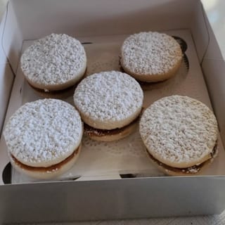 6 Alfajores