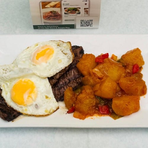 BRUNCH Steak and Eggs.